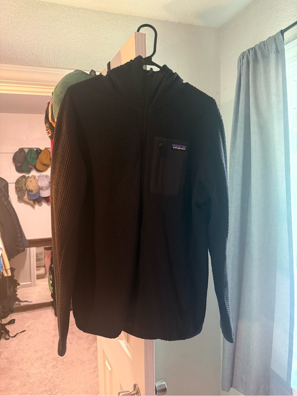Patagonia Men’s R1 Air Fleece Full-Zip Hoody